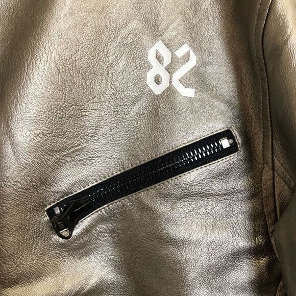 CREATE 2MRW -🎉HP🎉NWT -M Sz XL - 82 C'Est La Vie Silver Faux Leather Biker Jacket - Picture 6 of 16